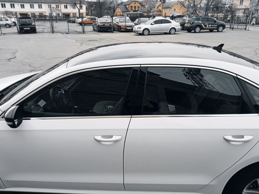 Продам автомобіль Volkswagen Passat, 2014