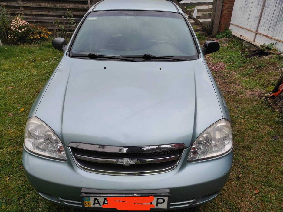 Продаж надійного, недорогого авто