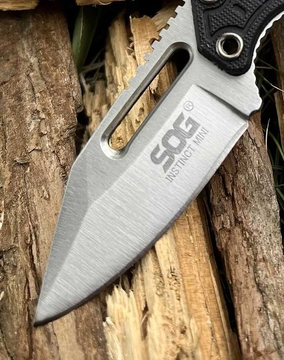 Nóż survivalowy Taktyczny SOG Instinct Mini kabura do pasa na szyję