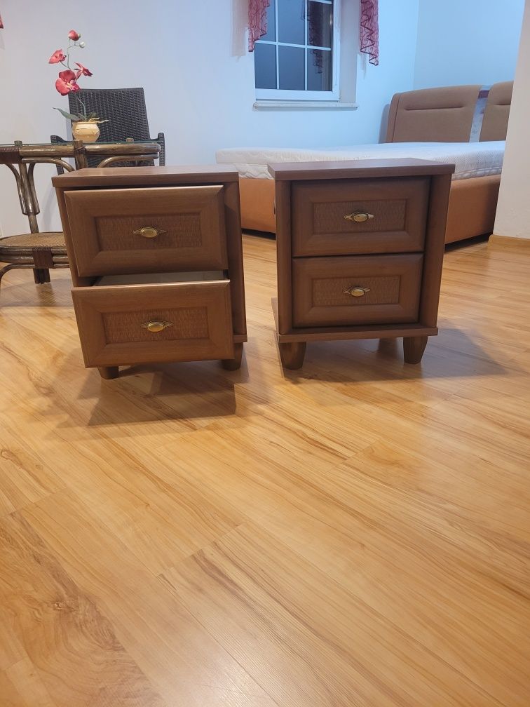 Komoda RETRO  + dwie szafki nocne RETRO  stan b. dobry