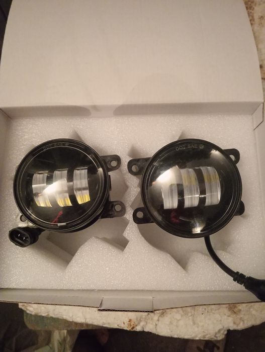 Продам туманки на Рено Гранд Сценік 2