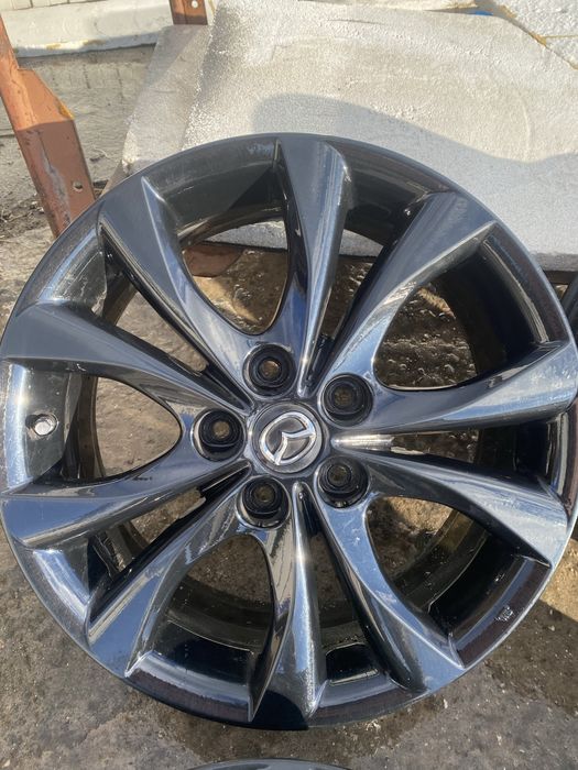 Диски в идеальном состоянии 5.114.3 r17 mazda kia