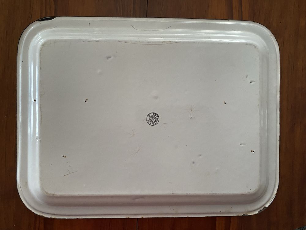 Bandeja esmalte com escudo das Quinas
