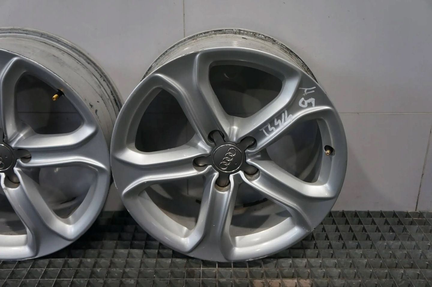 FELGI ALUFELGI KOŁA R17 17 5X112 7.5&quot; ET 28 AUDI A5 A4 A6