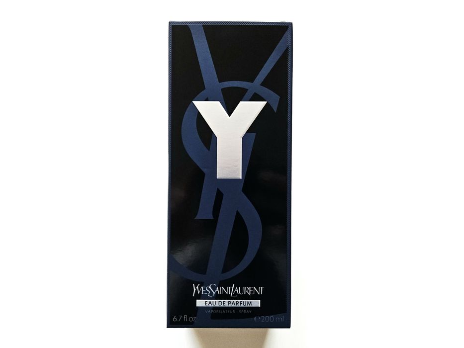 Pudełko od wody perfumowanej Yves Saint Laurent Y 200 ml