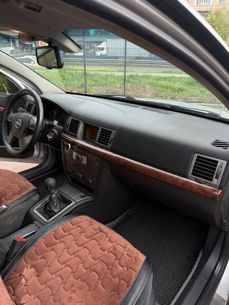 Продам Opel Vectra C 3.2 V6