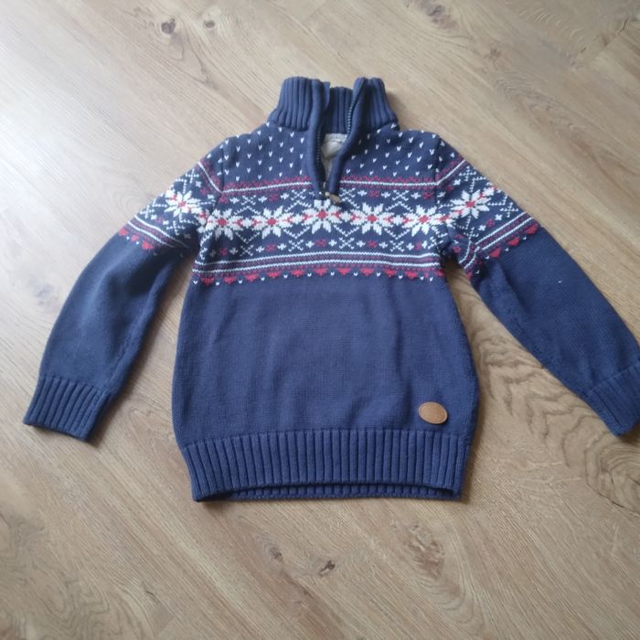 Swetr dziecięcy ciepły