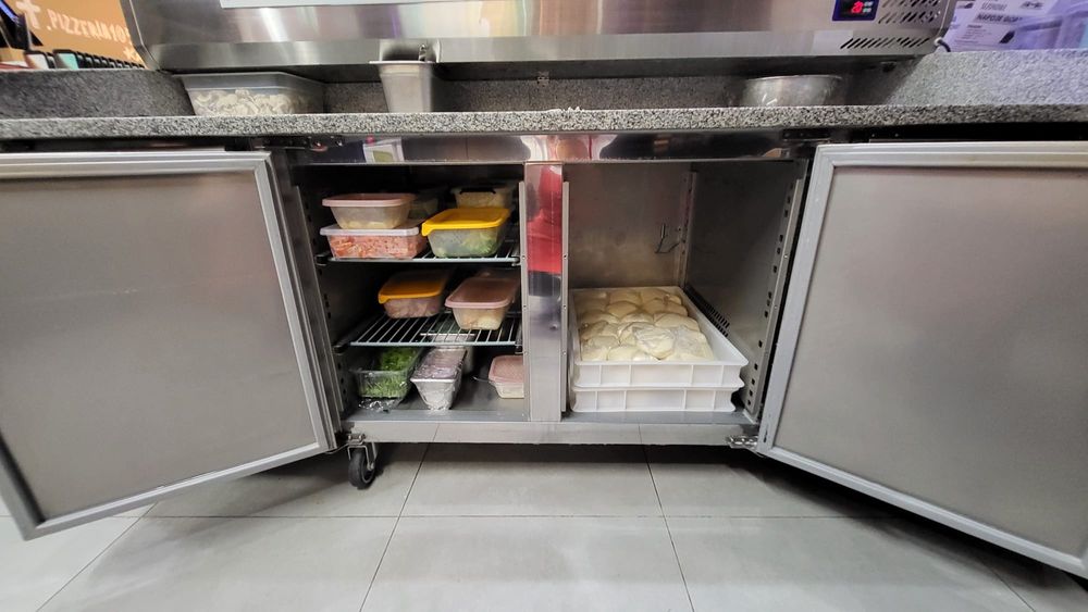 Stół chłodniczy do pizzy Stalgast 833271 • Granit • 580 L •