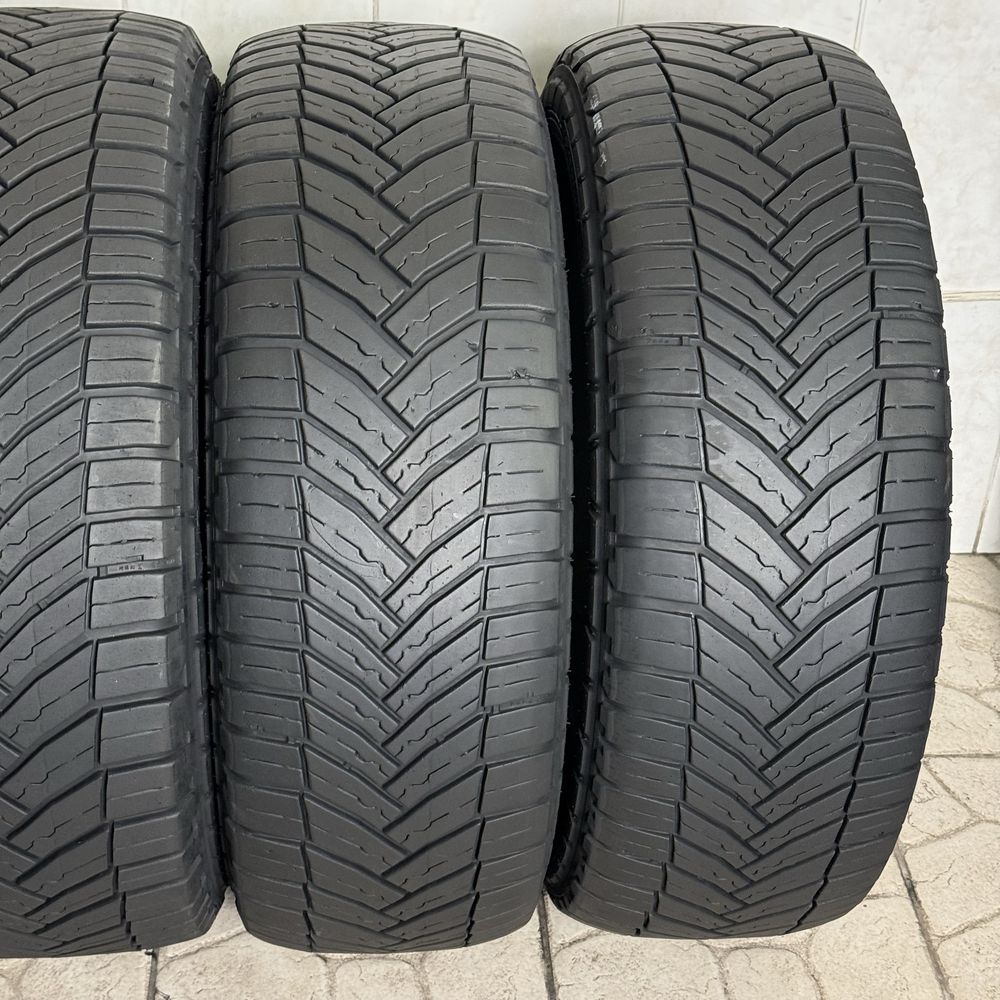 225/55/17 R17C Michelin Agilis CrossClimate
