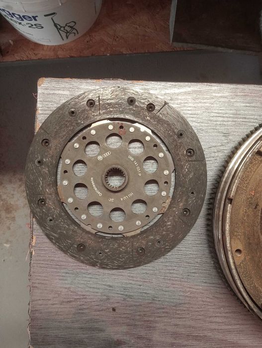 Komplet sprzęgła Luk audi 1.8 T 2002r