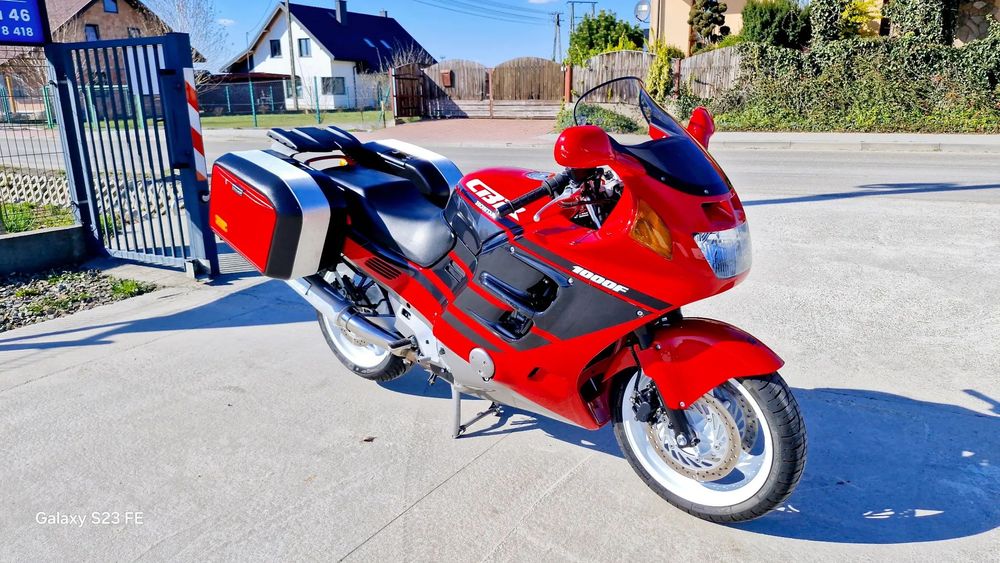 Honda CBR Piękna Cbr1000F jeden właściciel 37tys km raty LaMotor Wola