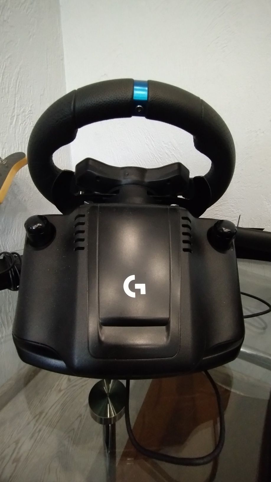 Ігровий руль Logitech G923