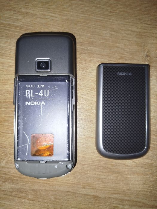 Nokia 8800 Carbon Art