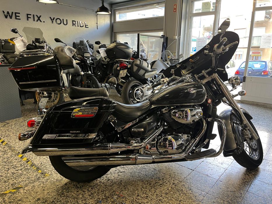 Suzuki  VL 800 Intruder em Óptimo estado.
