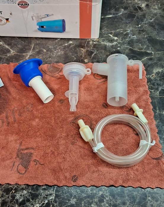 Продам ингаляционный прибор Pari Compact 052