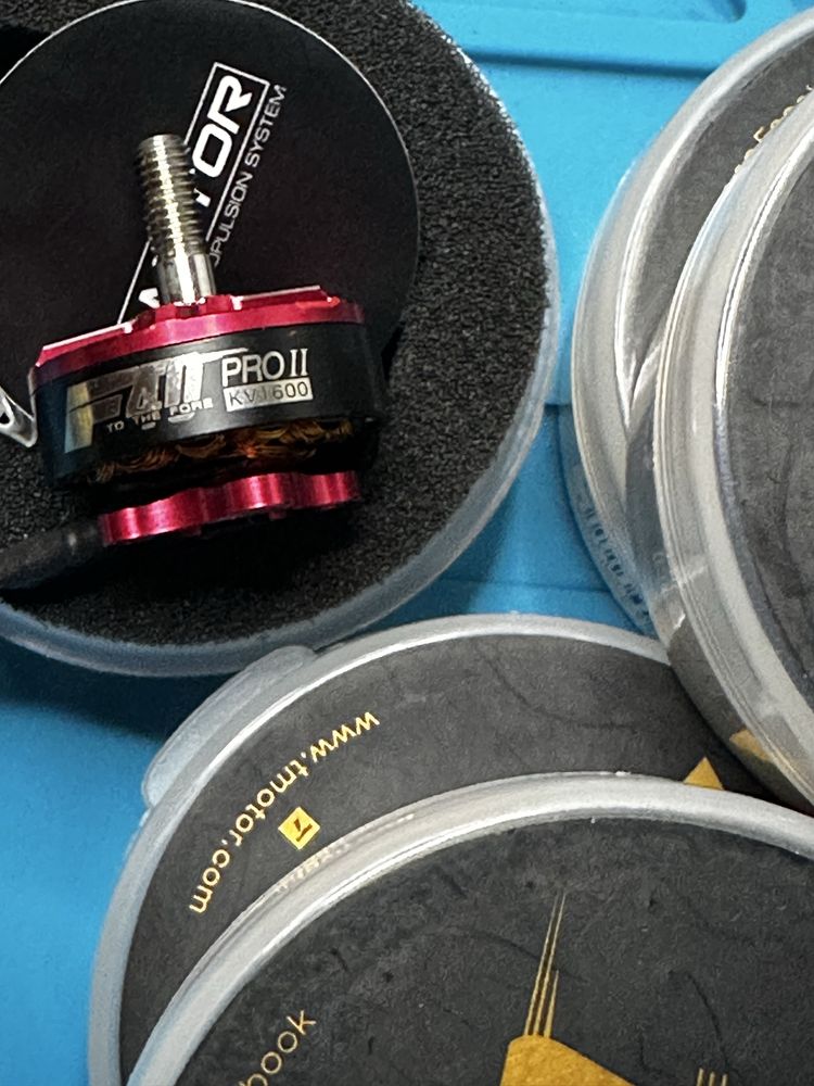 5 motors TMotor F40 Pro ll para drone FPV 1600 KV (6S)