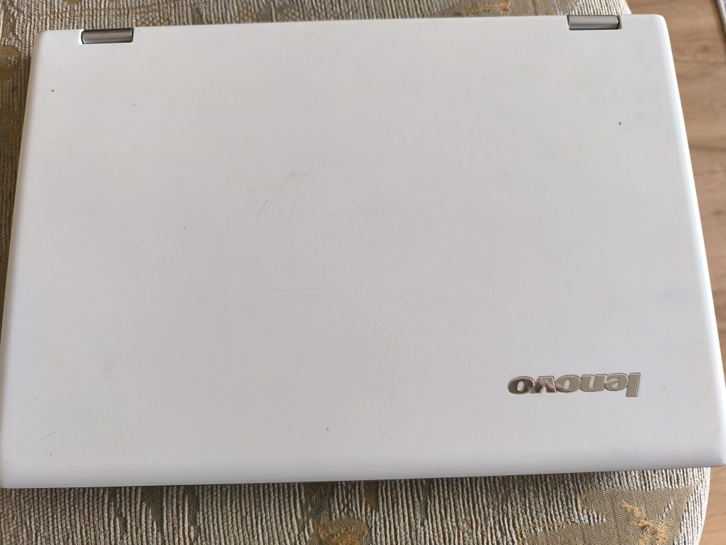 Laptop tablet 2w1 Lenovo Yoga 700, intel i7