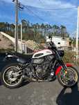 Yamaha XSR 700 poucos KMS