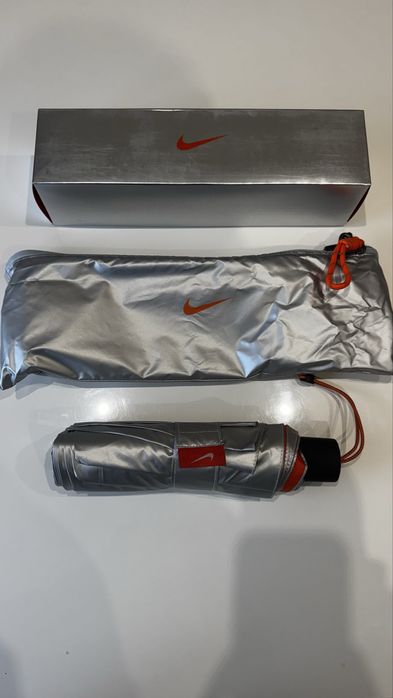 Парасолька, косметичка, сумка тоут Nike 3-в-1