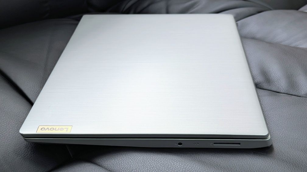 Ноутбук Lenovo IdeaPad 3 14ITL05 Core i3 1115G4 8-24 DDR4 до 1Tb SSD