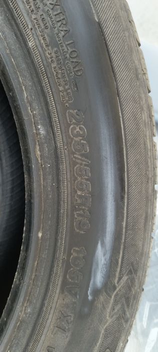 Opony zimowe komplet 235/55/19