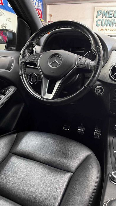 Mercedes Benz Classe  B180 Diesel de 2015 com 108000km Certificados!!