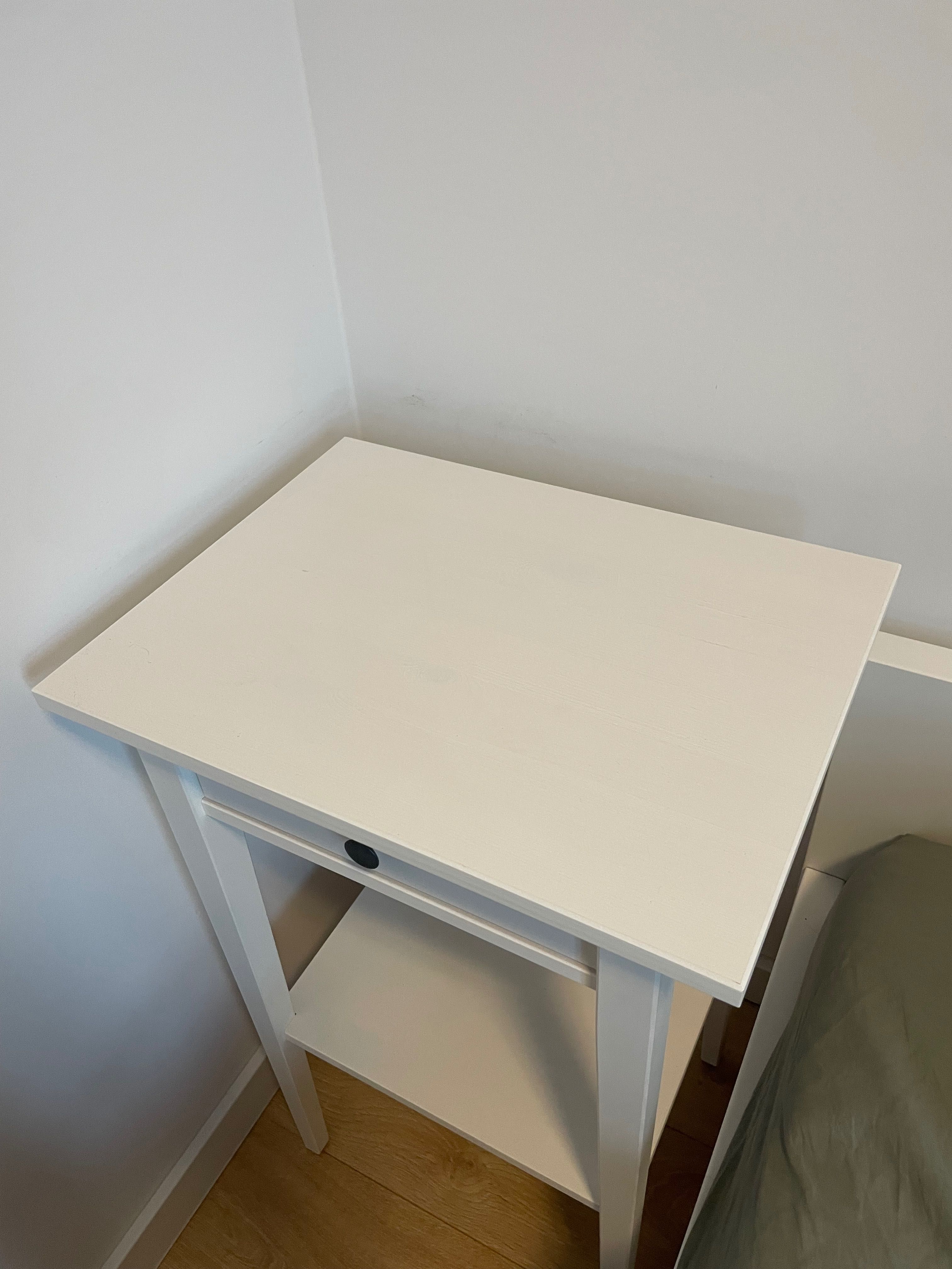Stolik nocny HEMNES