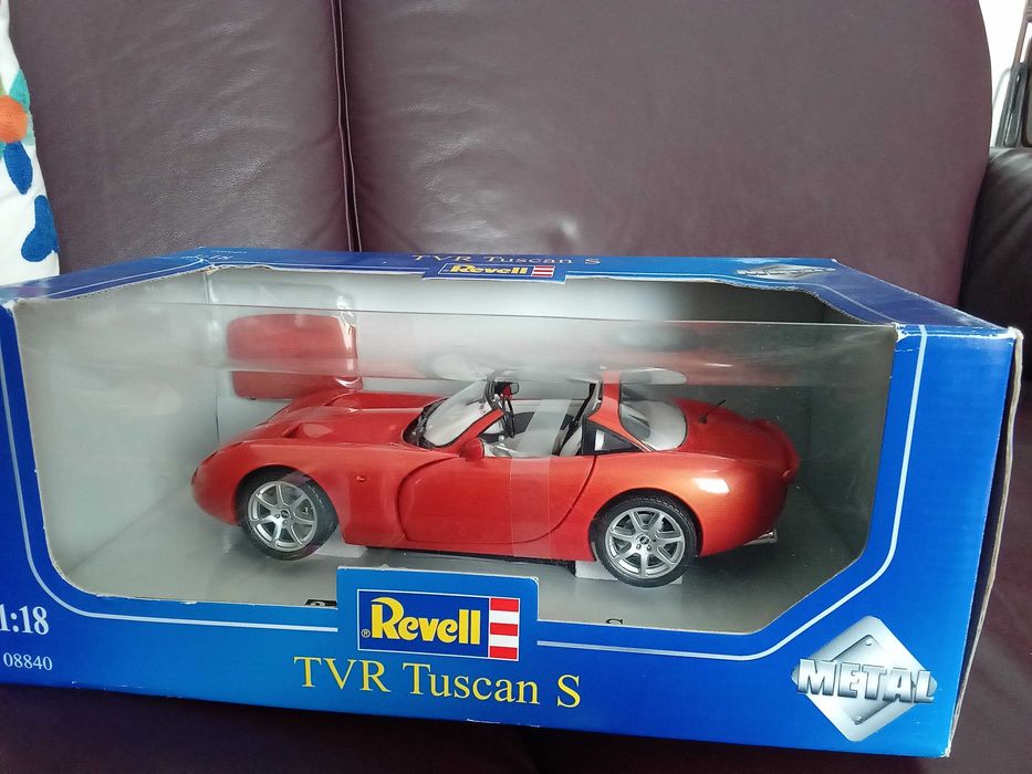 Модель авто TVR 1:18