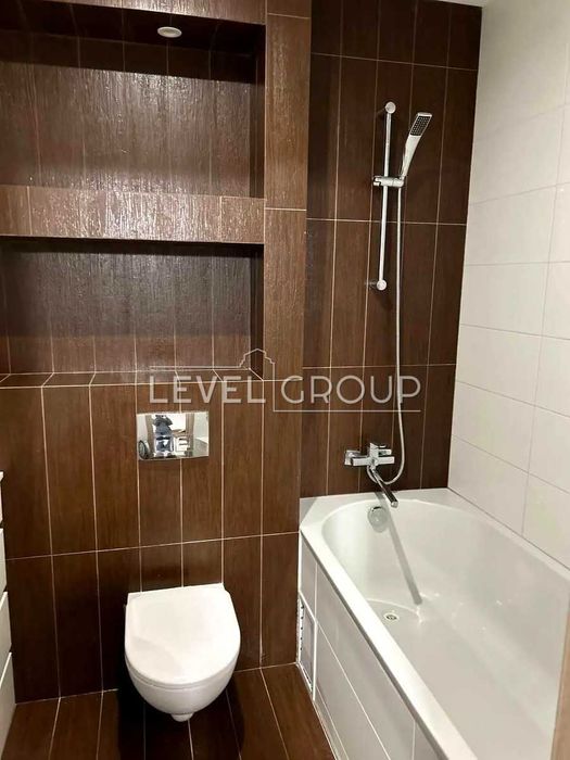 Продаж ЖК КИЇВСЬКА ВЕНЕЦІЯ 2х кімнатна Пишіть одразу відповідаю