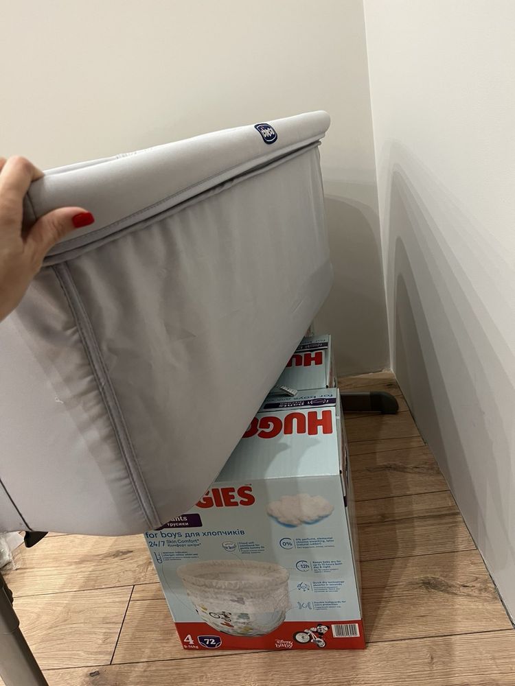 Детская приставная кроватка Chicco Next2me 0-6 мес.