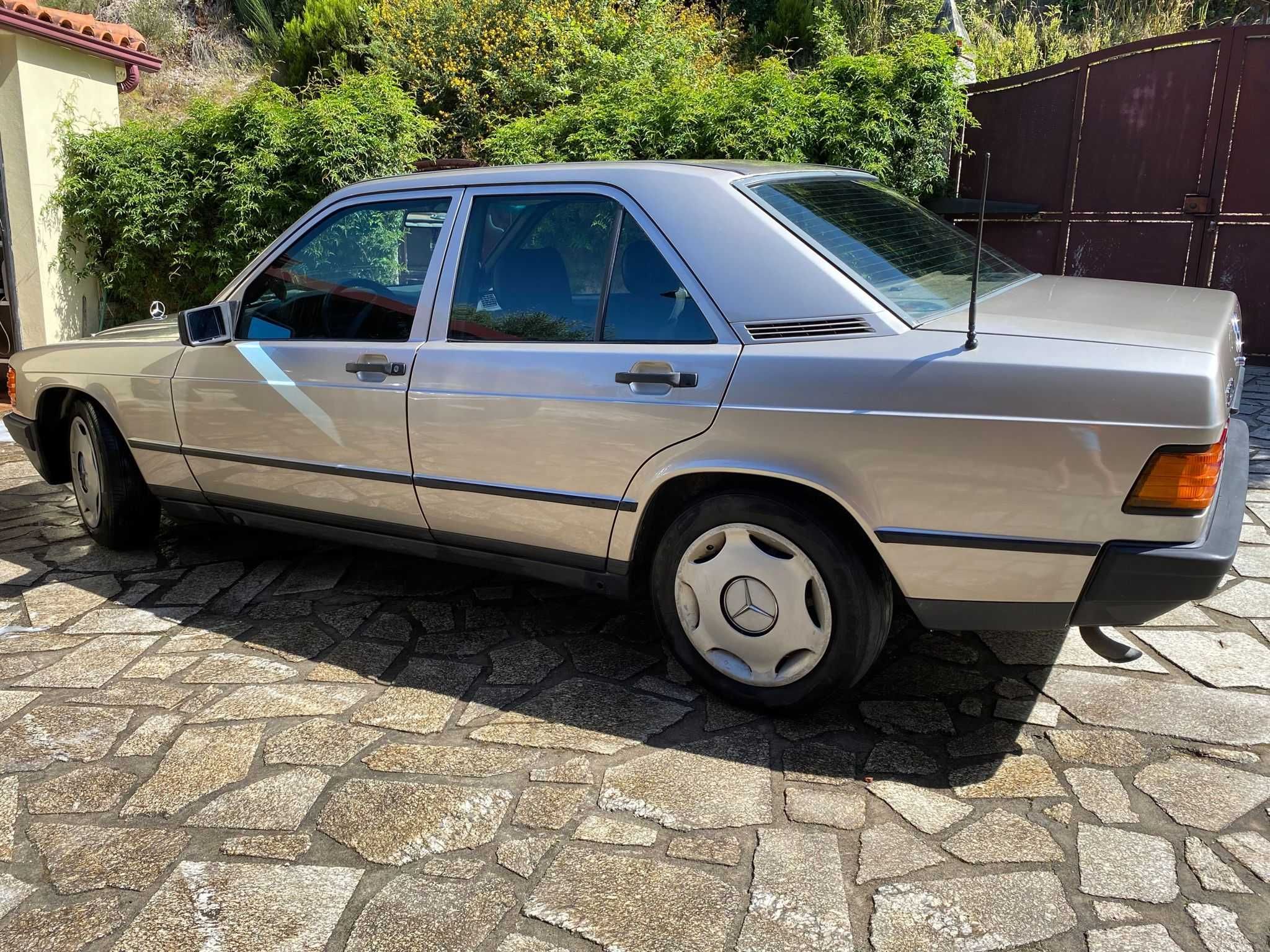 Mercedes 190 E 2.0