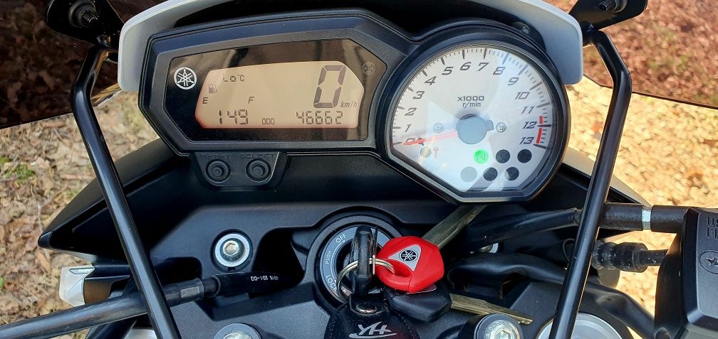 Yamaha Fz8 stan perfekcyjny,3 kluczyki,książka serwisowa Z 800