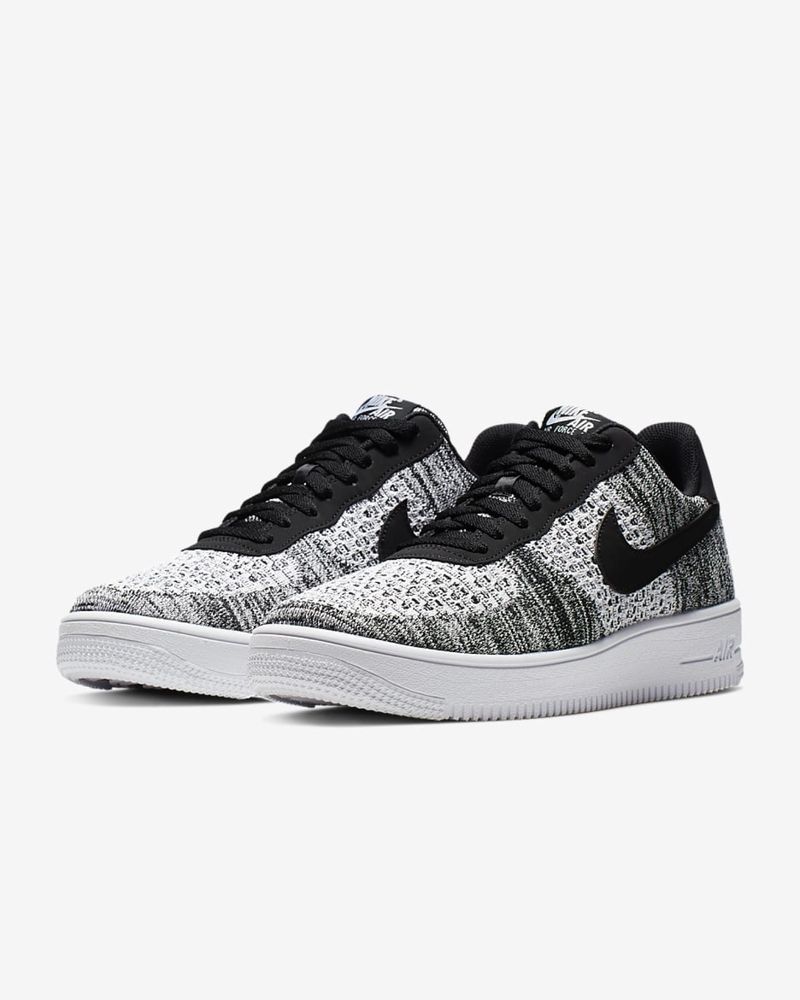 Оригінал! Р: 45. Кросівки  Nike Air Force 1 FlyKnit 2.0