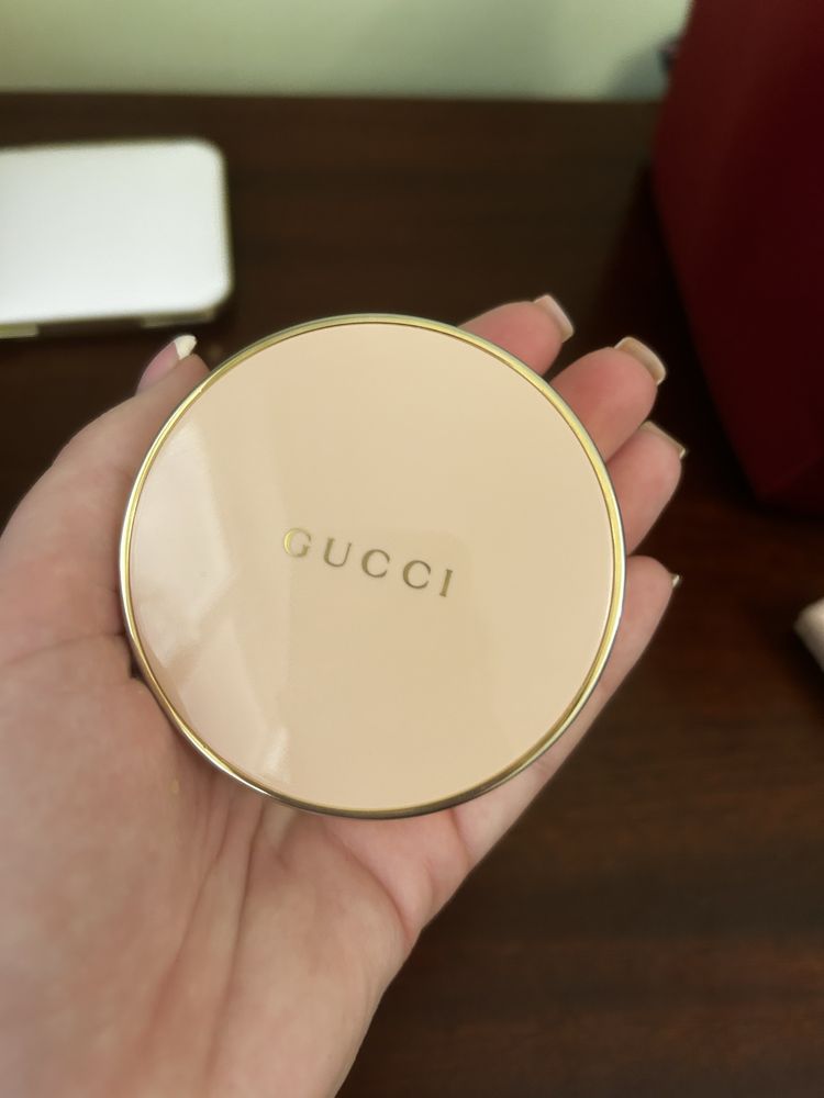 Gucci пудра оригінал 01