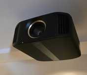 Projektor kinowy powystawowy JVC RS 2100 stan idealny.