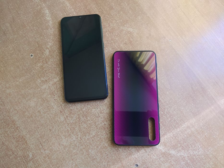 Продается телефон Самсунг А30 s полная комплектация.