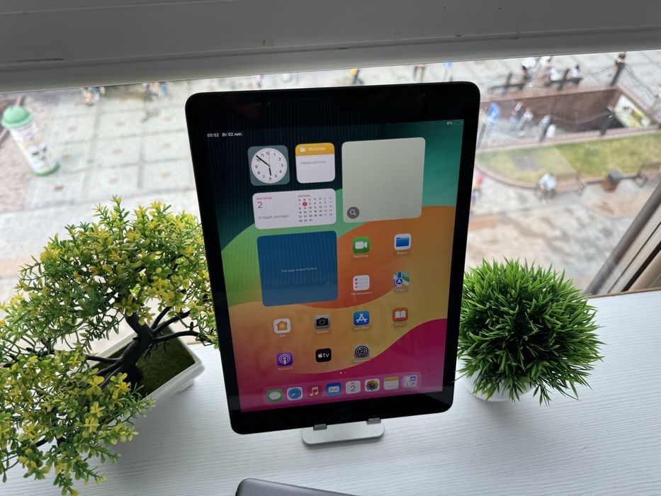 Apple Ipad 6 32 GB Wifi + LTE
