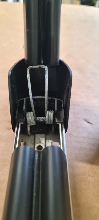 Uchwyt na narty Thule 726 na wsuwki Robocza 40cm Wysyłka