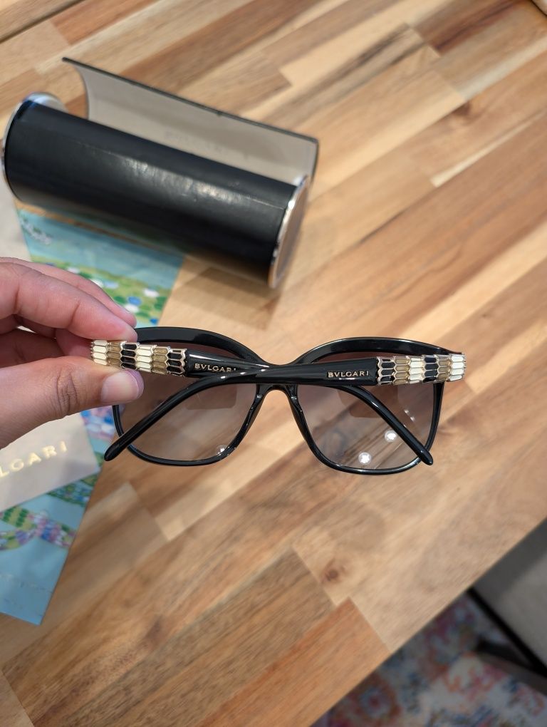 Óculos de Sol Bvlgari como novos