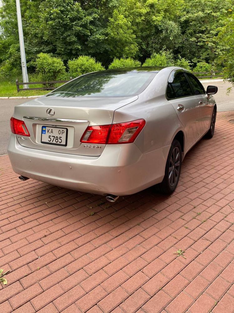 Lexus ES 350 идеал! Низ рынка!