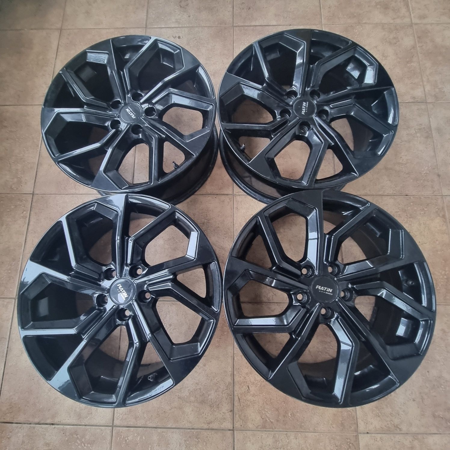 Диски Platin R18 5x112 7j ET45 ЦО57.1,VW, Seat, Skoda, Audi.