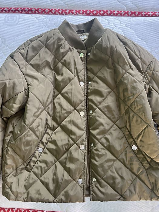 Продається Куртка-бомбер H&am з лінійки LOGG