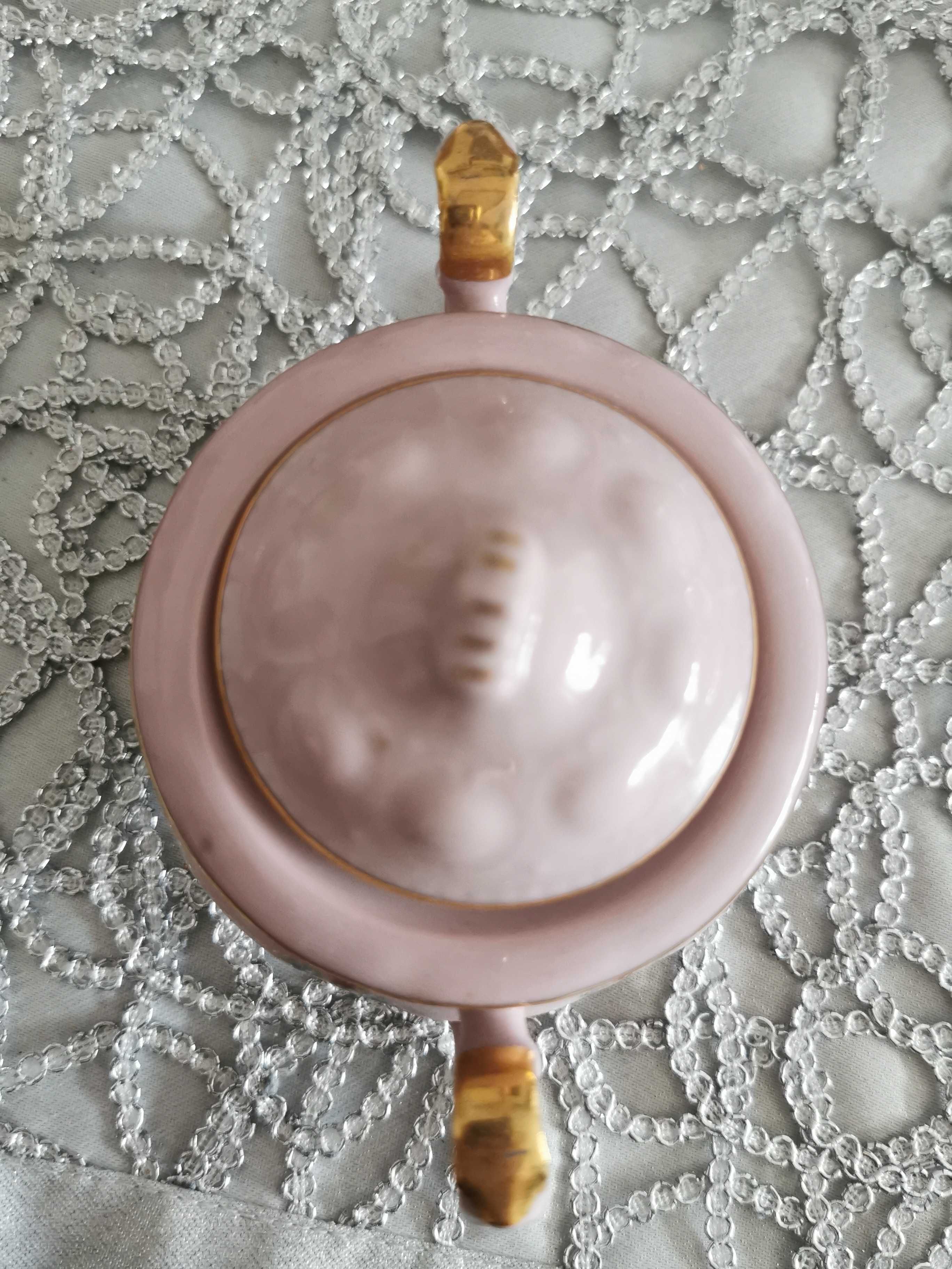 Cukiernica Czeska porcelana