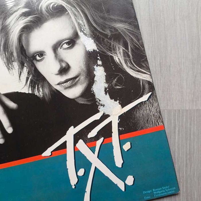 T.X.T. 12" Girl's Got a Brand New Toy Maxi-Single EU