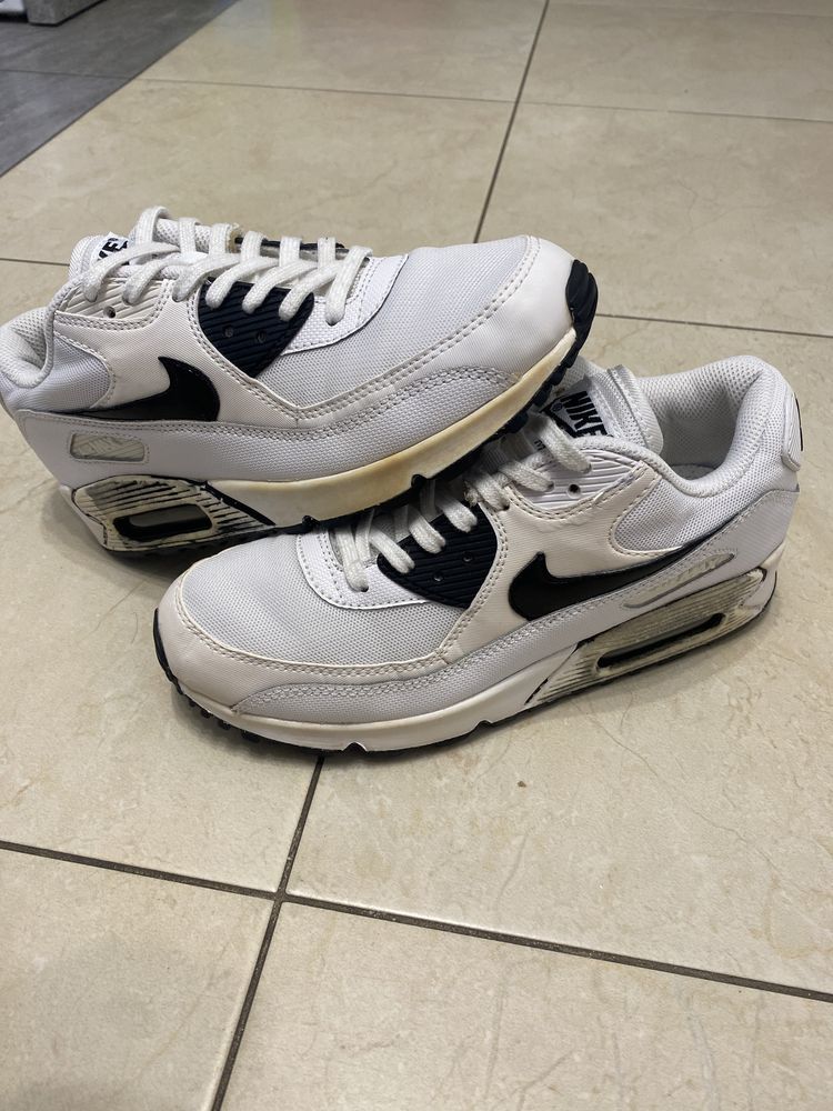 Nike air Max 90 essential