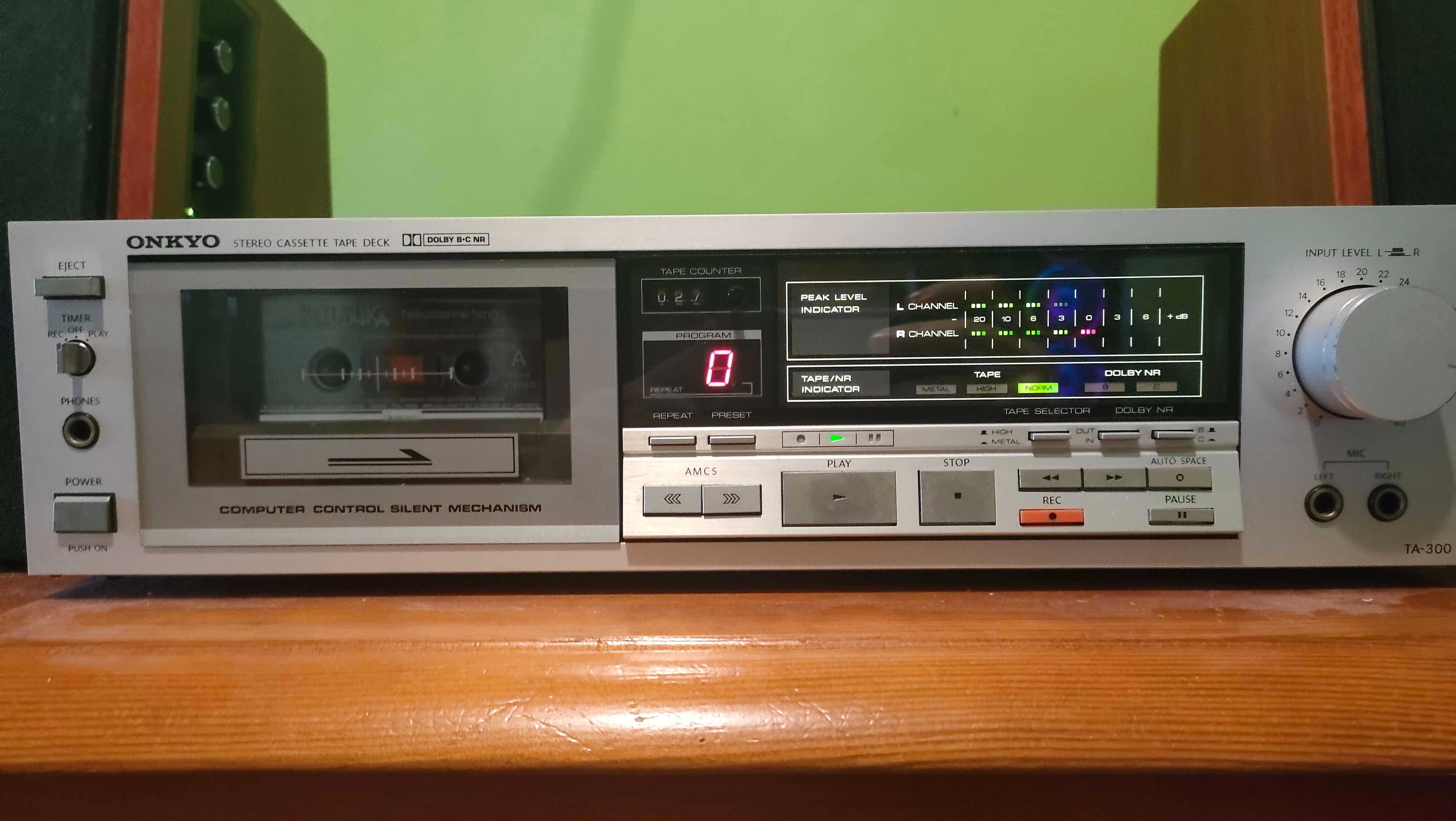 Magnetofon Onkyo TA-300