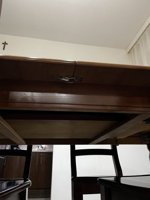 Komplet menli do jadalni - stół z krzesłami, szafa, komoda i lustro