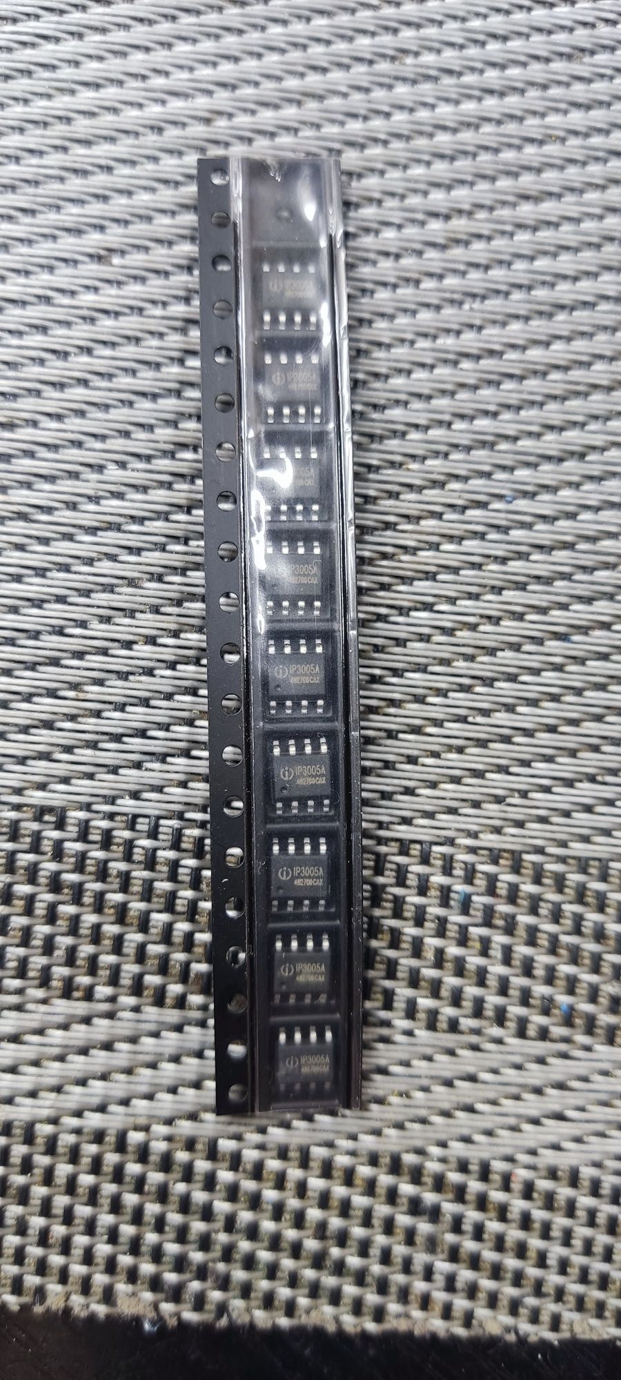 Микросхема ip3005a