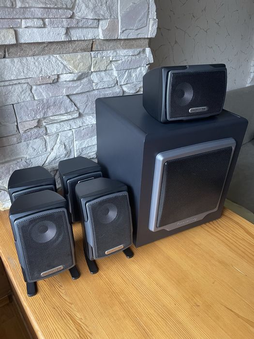 Топова акустика 5.1 Creative GigaWorks G500 ( Logitech/Edifier)