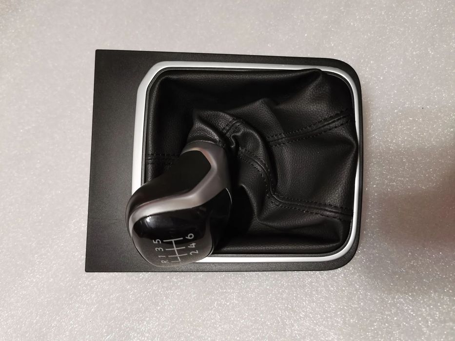 VW Caddy V 2K7 Gałka zmiany biegów mieszek ramka